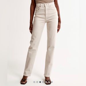 Abercrombie A&F Ultra High Rise 90s Straight Jean Cream